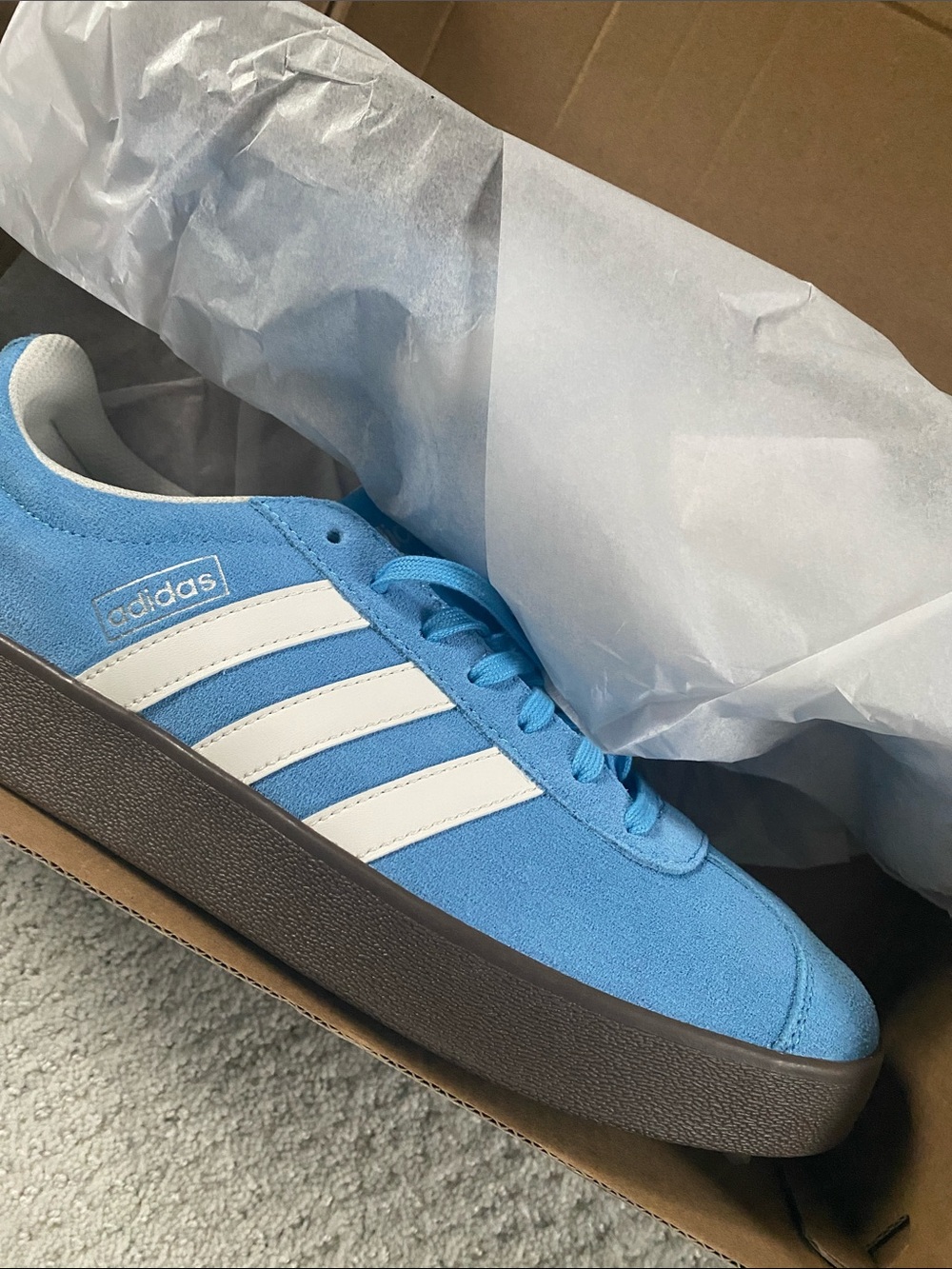 adidas VL Court 2.0 Suede Athletic Sneakers in Light Blue and White - Picture 2 of 4
